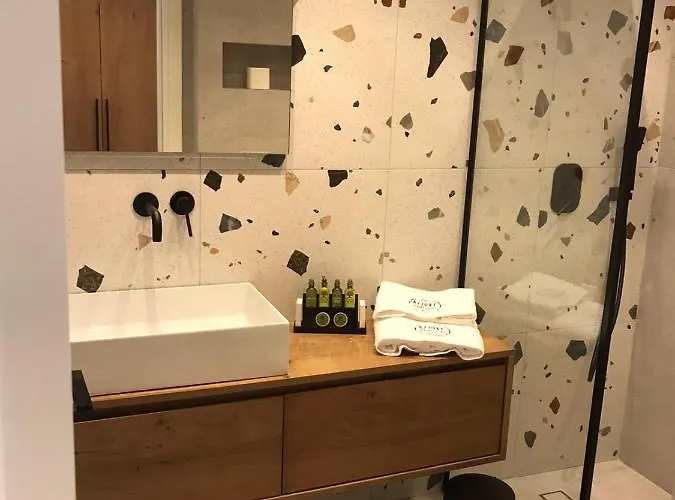 Hotel Azzure Luxury *