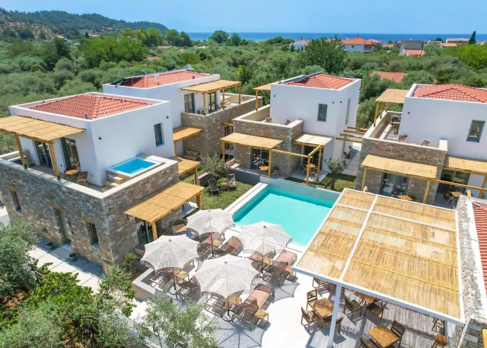 Azzure Luxury Hotel Potos