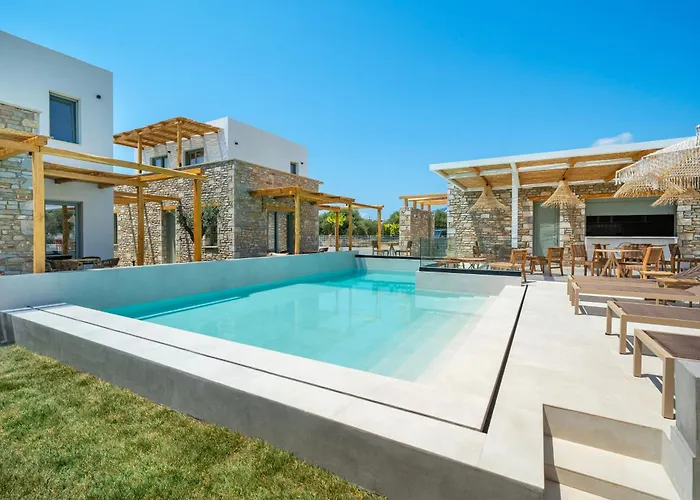 Azzure Luxury Hotel *