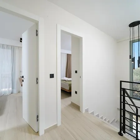 Hotel Azzure Luxury *