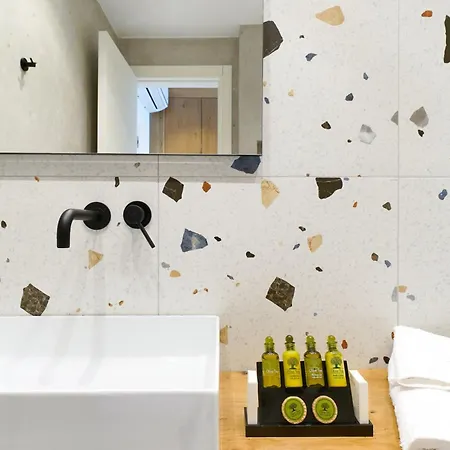 Hotel Azzure Luxury *