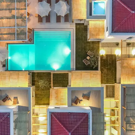 Azzure Luxury Hotel