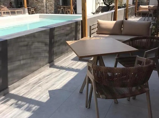 Azzure Luxury Otel Potos