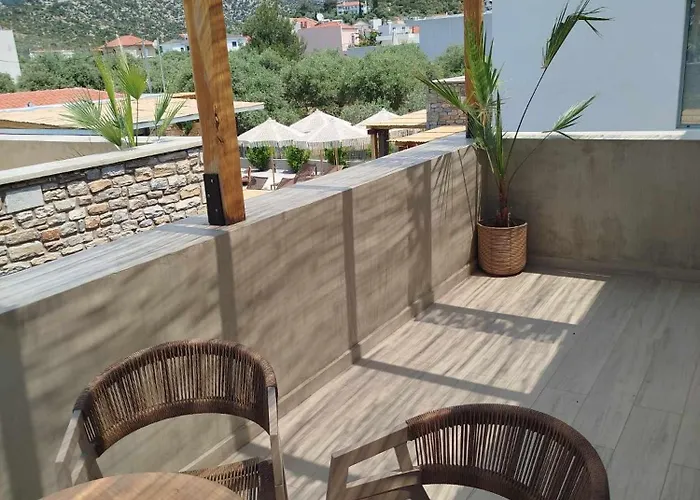 Otel Azzure Luxury Potos